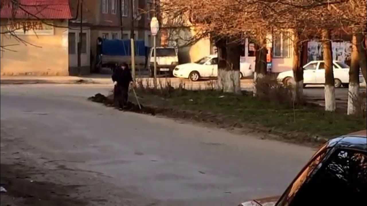 Имам хасавюрта. Ахмед шахбанов борец. Хасавюрт мем. Хасавюрт вольной борьбе. Хасавюрт комсомольский улица девушка.