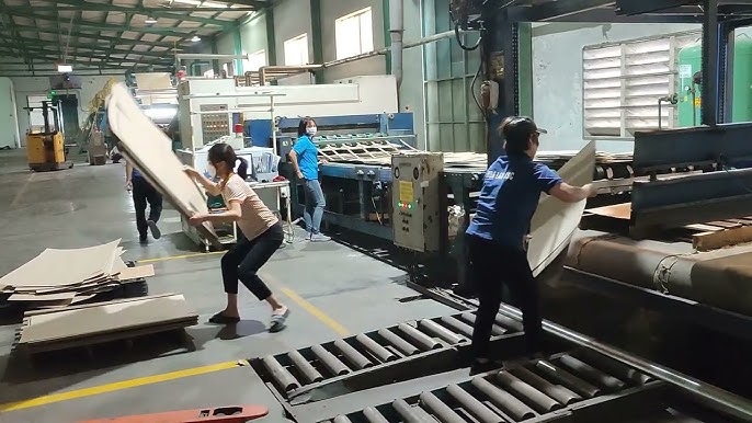 Quy trình sản xuất thùng carton công nghiệp. - YouTube