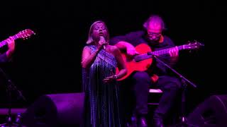 Video thumbnail of "Fado, Helena Silva, "Trago fados nos sentidos""