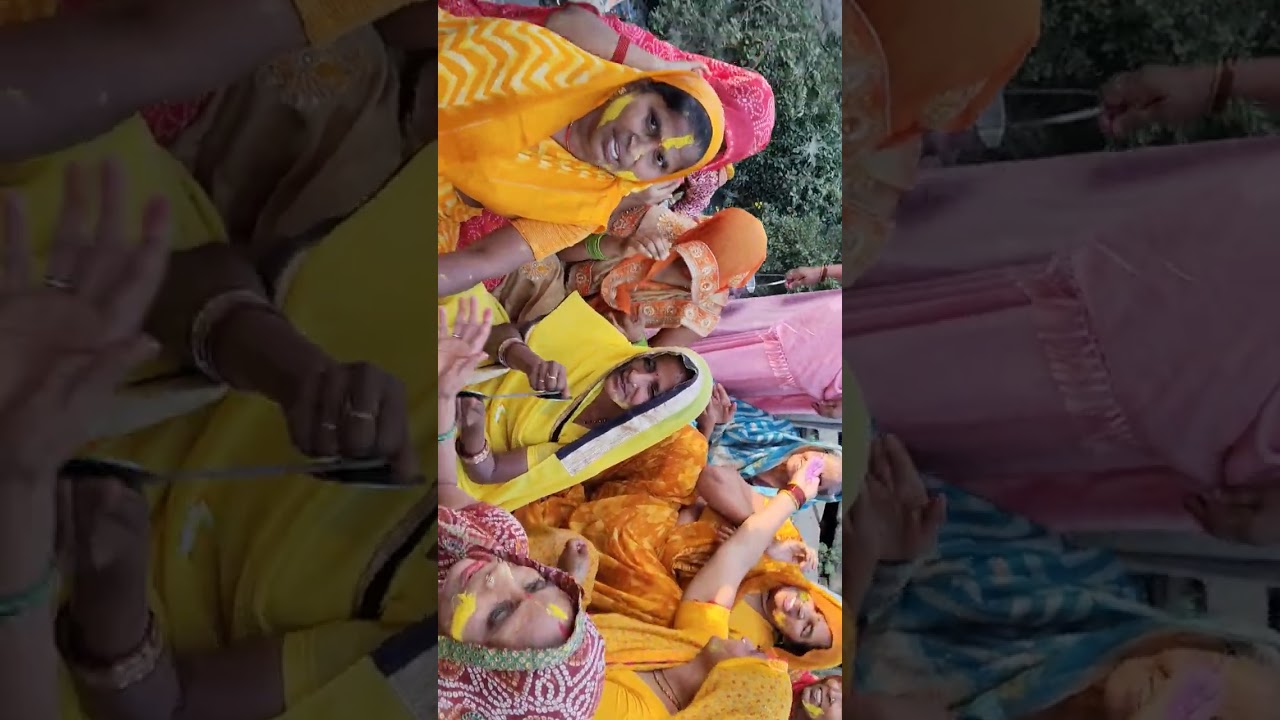 होली गीत 🌹 आज बैराज होली है रे रसिया 🌹बरजोरी है रेरसिया में होली है रे रसिया 🌹