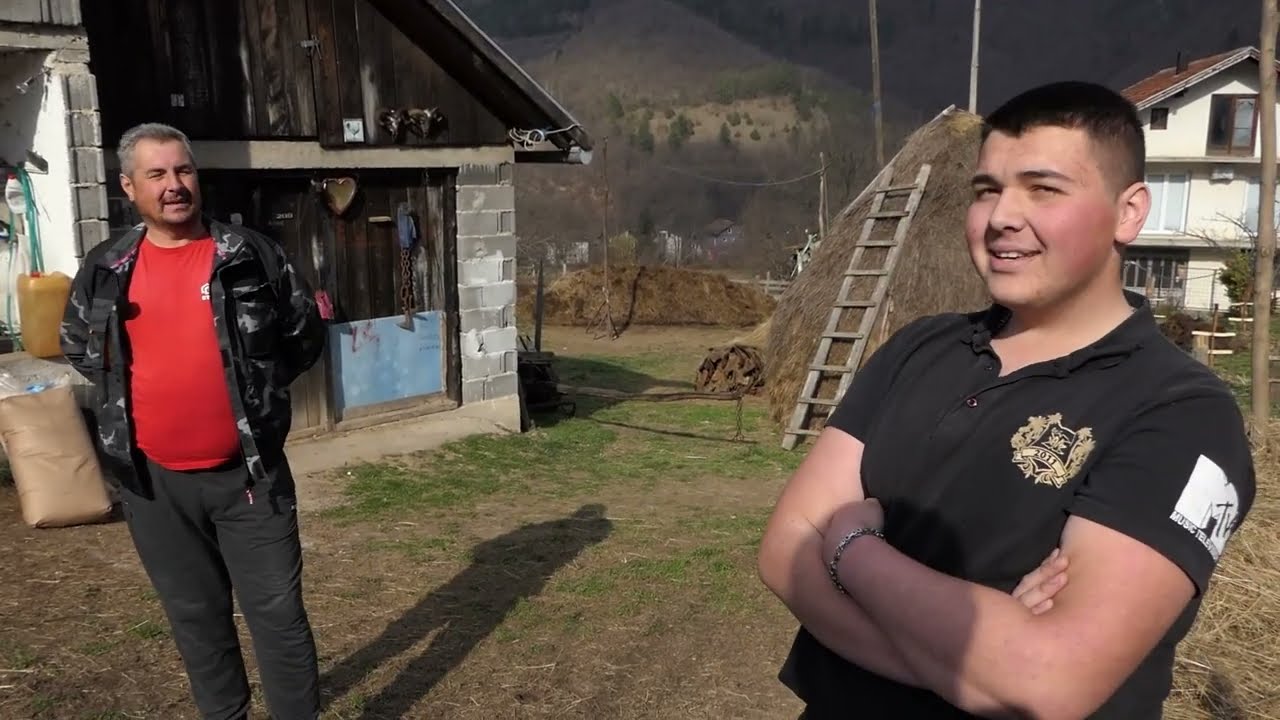 Ahmeda nije stid štale, dok svi sanjaju grad on bira selo