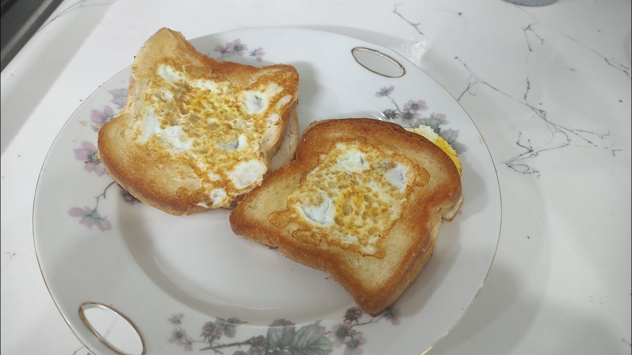 بیرۆکەی تۆست بە هێلکە