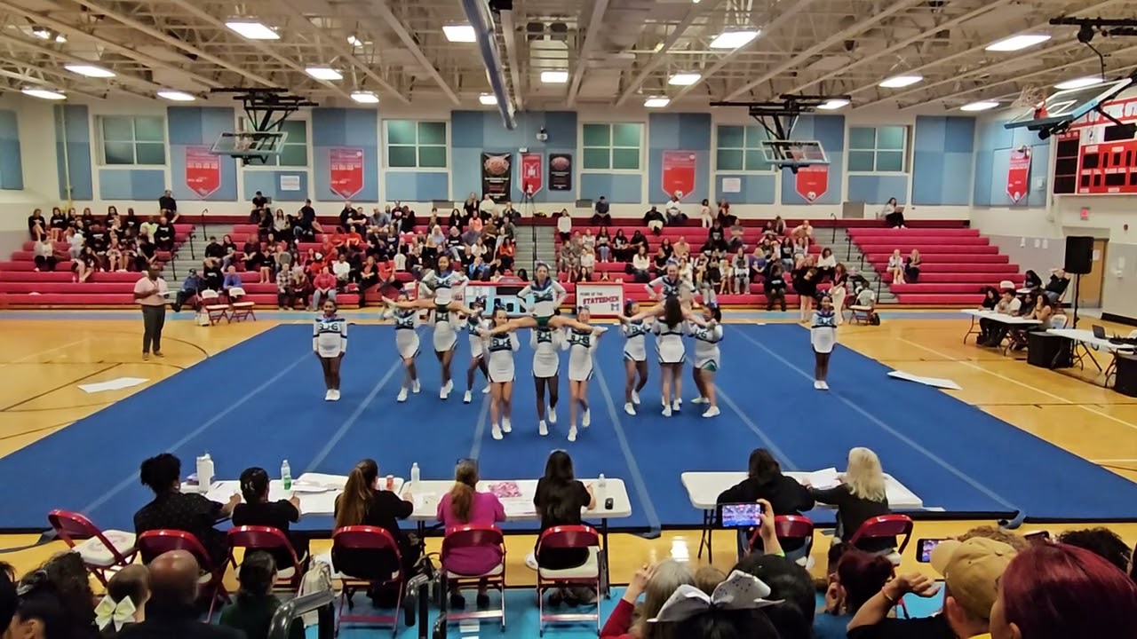 South Lakes High School JV at Marshall Invitational 2024 💚💙🤍