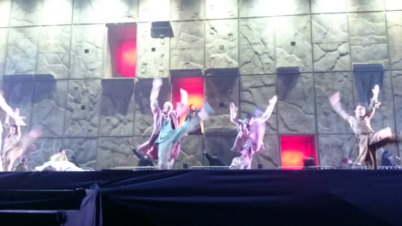 Notre Dame de Paris 30/04/16 Eboli, L'attacco a Notre Dame, Deportati, Maestro e Salvatore.