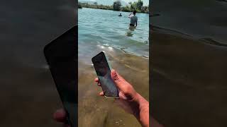 samsung a54 5g waterproof testing #shorts #samsunggalaxy #galaxya54