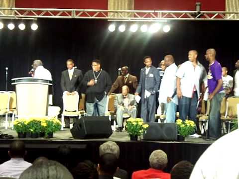 Bishop Samuel Wright Rapping at 2009 PAW Convention