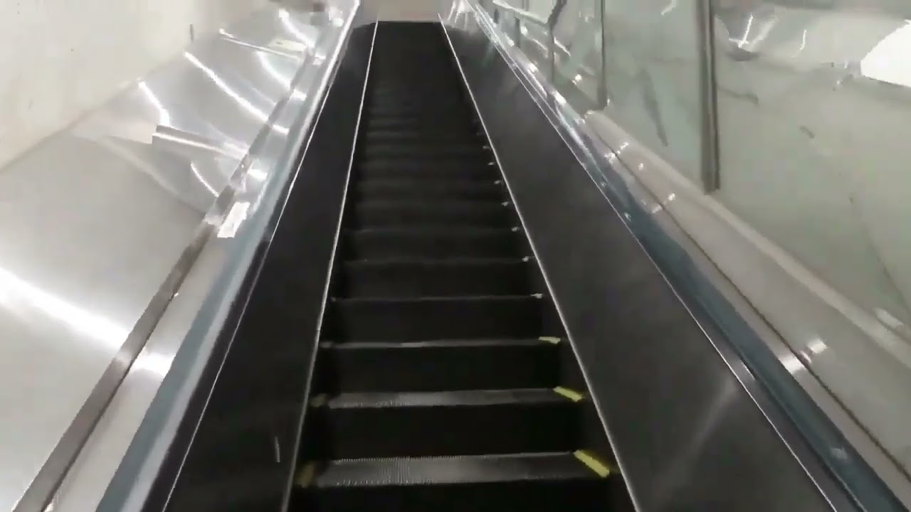 【東京駅】横須賀線・総武線から八重洲中央口