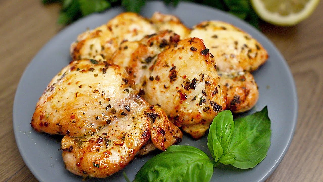 Topic Zarte Mahlzeit Mit Herzhaftem Rind & Huhn Ganz einfach und lecker! Hähnchen in einer Basilikummarinade in einer