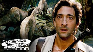 Outrunning The Brontosaurus Stampede | King Kong (2005) | Science Fiction Station