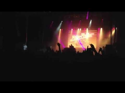 Mac Miller Debuts New Song "Insomniac" At CMU (3/3)