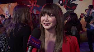 Spider-man Into The Spider Verse LA World Premiere - Itw Kimiko Glenn (official video)