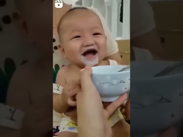 bayi ketawa lucu class=