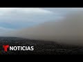 Una tormenta de arena sorprende a los residentes de Phoenix | Noticias Telemundo