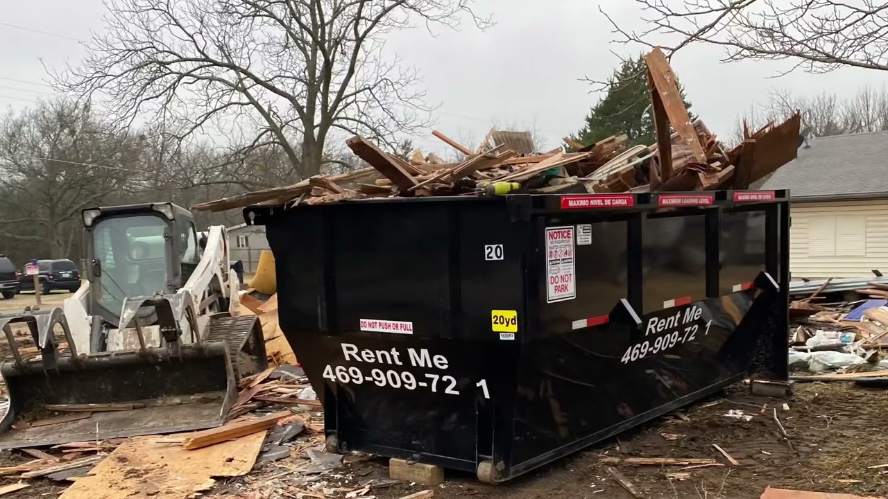 How to demolish old house in Pottsboro Tx junkqueentx.com