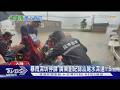 廣東暴雨洪水氾濫! 鱷魚逃脫 女連人帶車被沖走｜TVBS新聞 @TVBSNEWS01