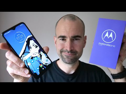 Motorola One Macro | Unboxing & Full Tour