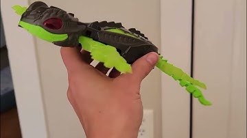 HEX BOTS Wall Crawler Gecko with Official Wall Climber Technology, Rechargeable Remote Control Robot