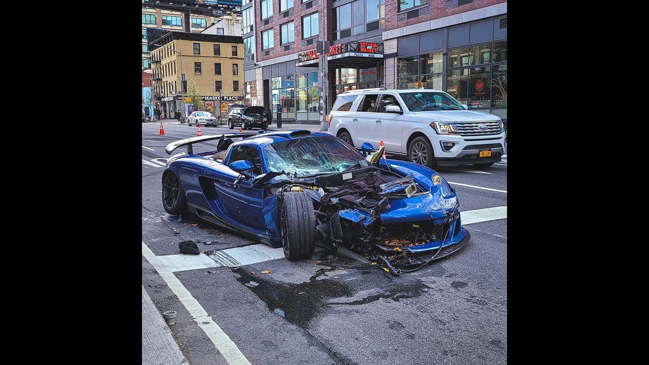 This tuned Porsche Carrera GT just smashed up in NYC