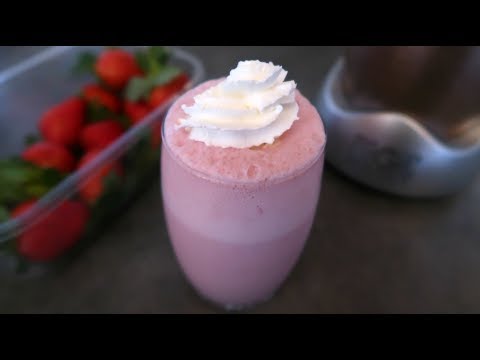 low-carb-strawberry-milkshake-recipe-|-easy-keto-milkshake