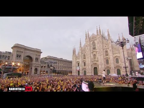 J Ax   Intro Live Duomo Milano   Giugno 2016