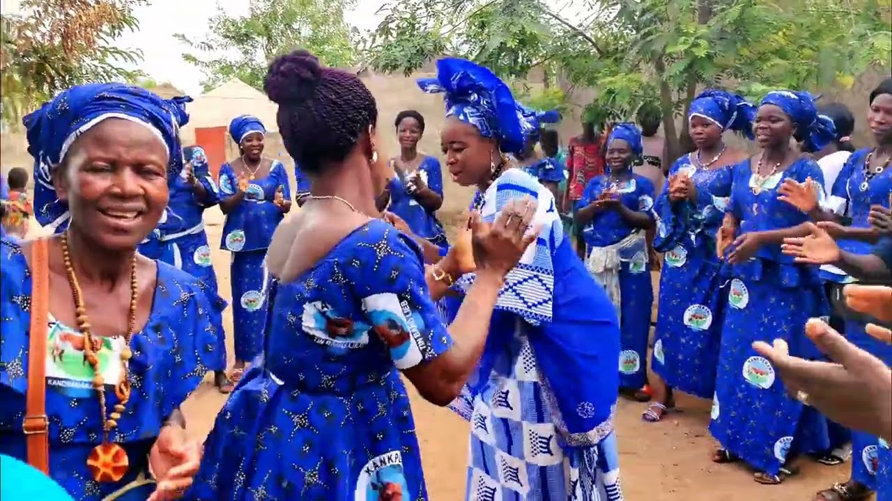 Djemila bommla - dans la tradition MOBA gourma