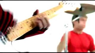 Mitchel Musso - The In Crowd (HQ music video + lyrics)