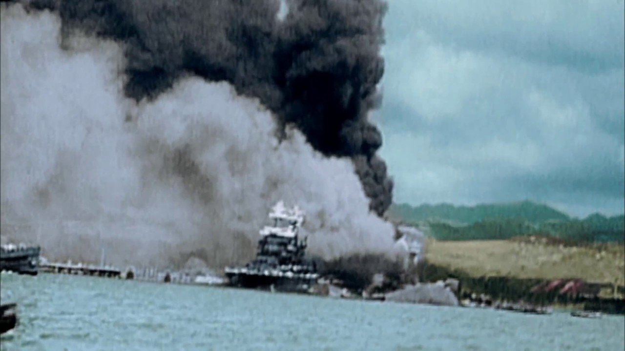 Нападение на базу. 1941 7 Декабря атака на базу Перл Харбор. Пёрл-Харбор нападение Японии. Военно-морская база США Перл-Харбор. Пёрл-Харбор фото атаки.