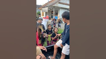 RAMA MALU KETEMU CEWEK CANTIK