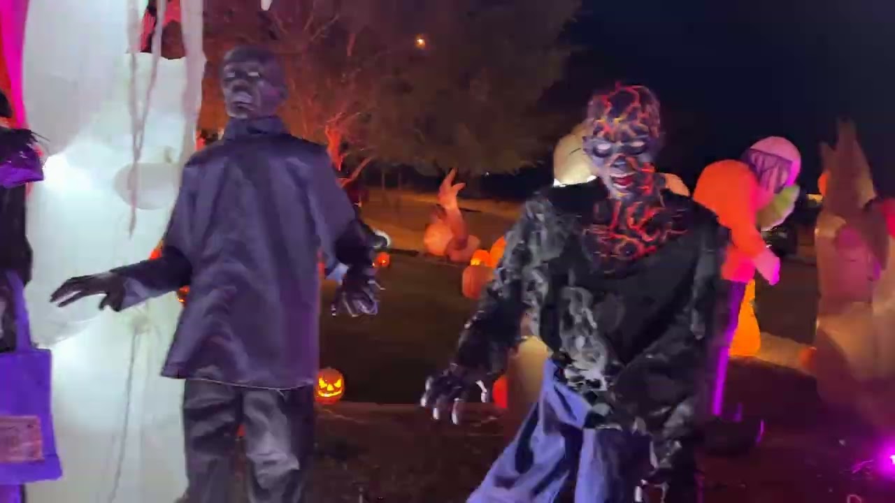 Casa De Stewart Halloween 2023  - Night