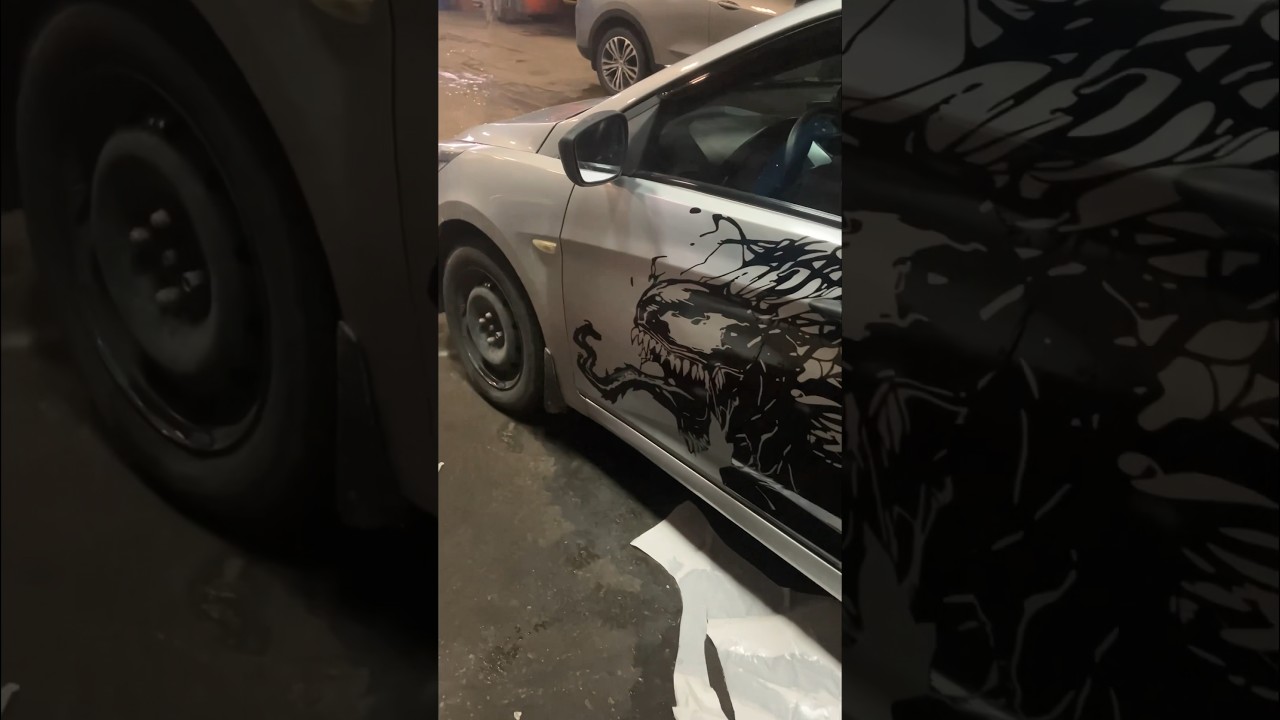 Car update and tuning with help VENOM sticker / Наклейка ВЕНОМ на автомобиль 