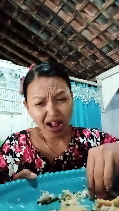 yang jauh bau wangi yang dekat bau tai☹️☹️
