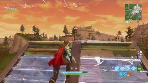 So 1v1ed the best console fortnite player at my school.....