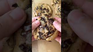 🍪 Air Fryer Chocolate Chip Cookies are crispy on the outside, and soft & chewy on the inside. screenshot 3