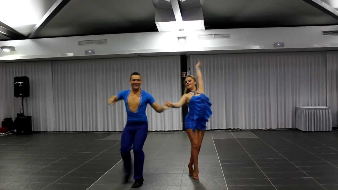 David y María - Salsa - Actuación en Zamora