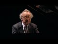 Capture de la vidéo Alfred Brendel - Haydn: Sonata Hob. Xvi/49 & Mozart: Sonata K457 (2000)