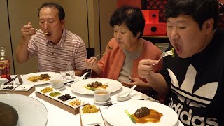 "Course meal Eating show" for $320 per person at a five-star hotel to celebrate mother's birthday!