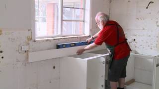 How To Extend A Spirit Level - DIY At Bunnings screenshot 1