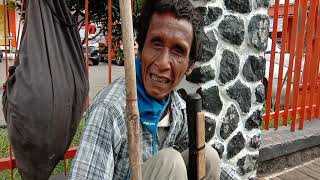 Pengamen kecapi