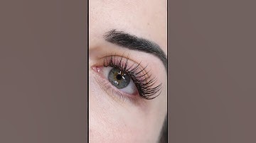 Kim K lashes. — Follow us on IG for more! @lostartistrylash #lash #lashesonfleek #eyelashextension