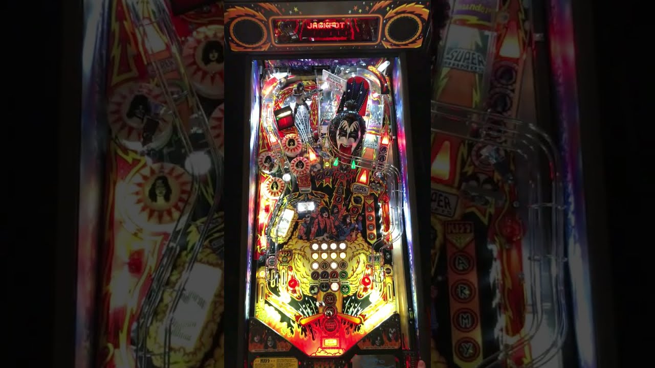 Stern Pinball KISS Pro - Game Play - With Music - 4K
