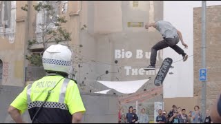 Macba Life - Aurélien Giraud´s hardflip at the big gap (raw)