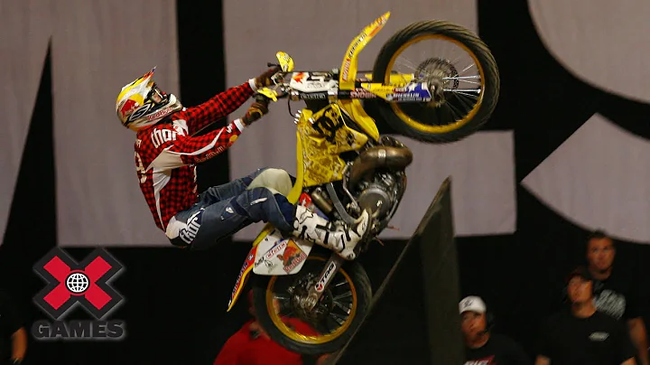 Travis Pastrana lands first double backflip in Mot...