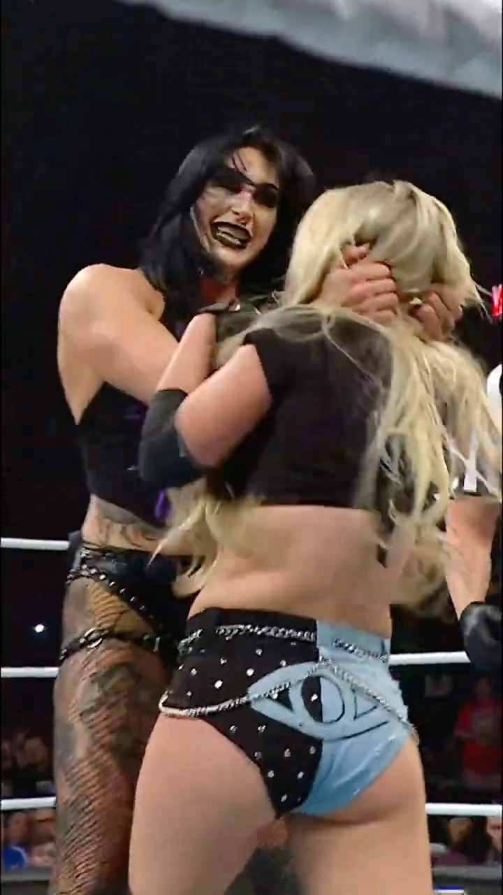 Not so fast, Liv Morgan… ? #WWERaw