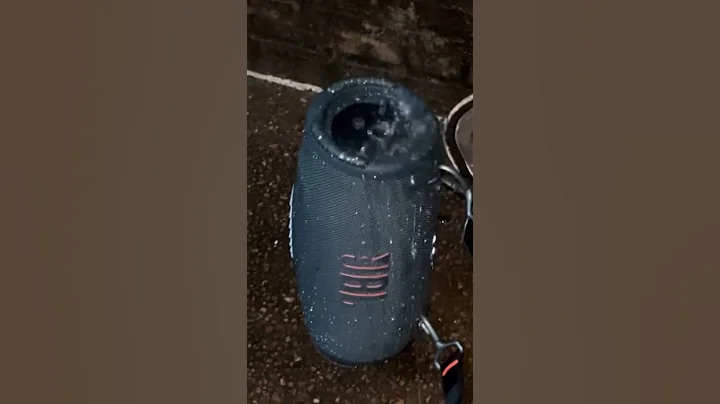 JBL XTREME 3 in the rain LFM 100 vol extreme vibration the power of JBL 💪😎