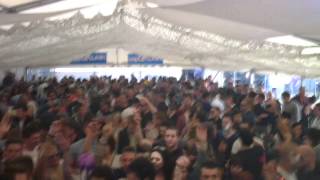 Blond:ish playing Betoko - Raining Again [Diynamic] at FreQKlash, UK 2012.06.03