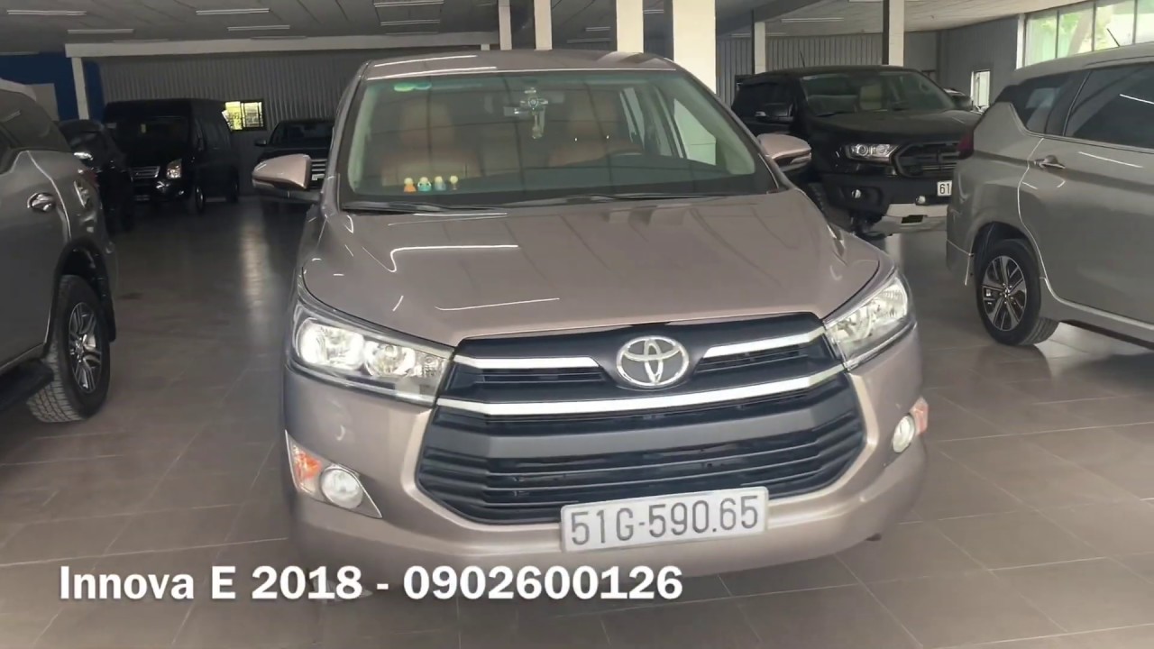 Innova cũ 2018 số sàn, xe 7-8 chỗ giá rẻ - 0902600126 - YouTube