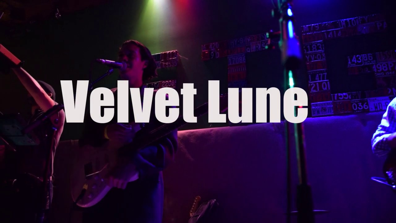 Velvet Lune  (Live)
