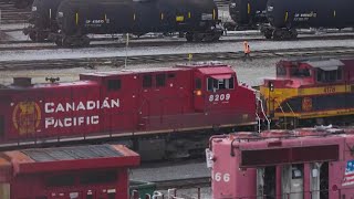 Business groups call on federal government to prevent rail work stoppage