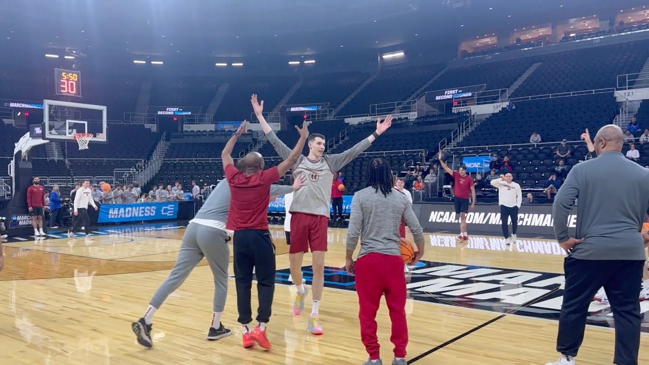 Arkansas basketball open practice ahead of NCAA Tournament