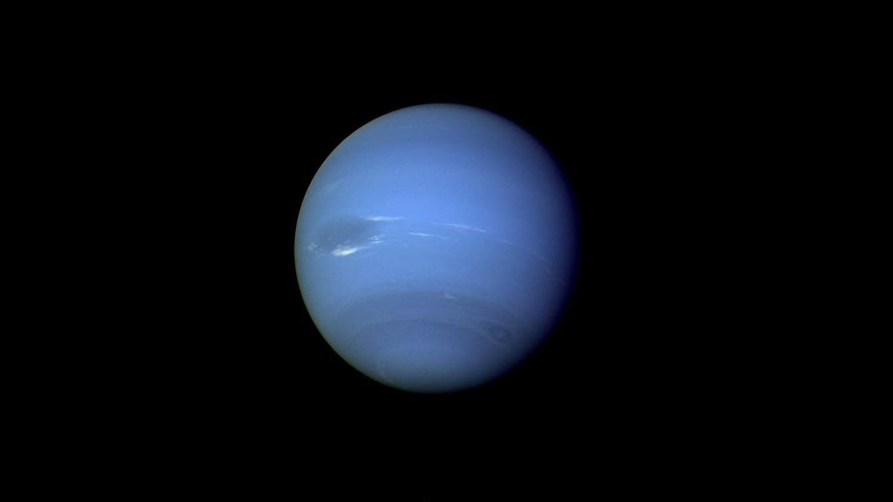 Нептун в телескоп 180мм. Нептун Хаббл. Нептун поверхность планеты. Нептун Планета в телескоп. Планета дальше нептуна